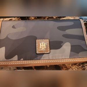 Tommy Hilfiger Wallet